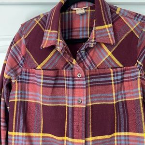 Duluth oversized shirt with side pockets
